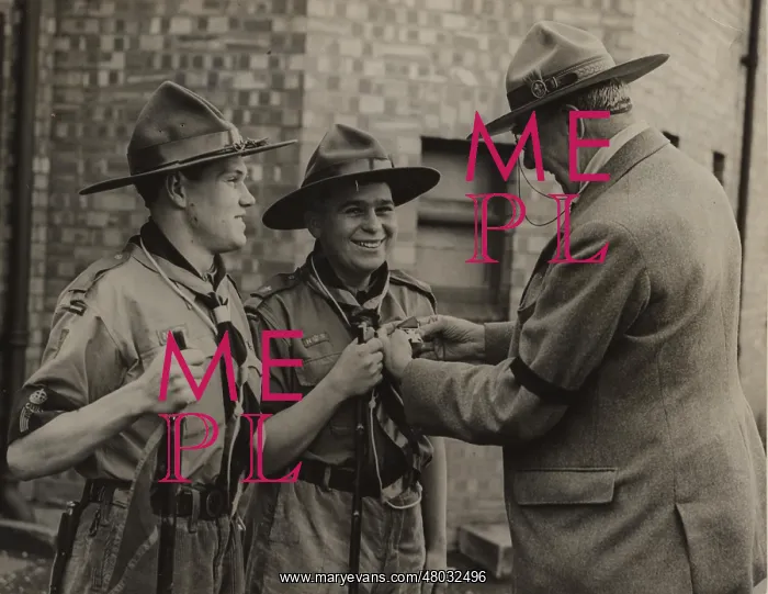 : Scouts during Wartime : Scouts during Wartime