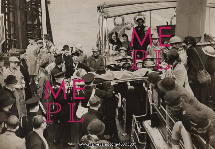 : Scouts during Wartime : Scouts during Wartime