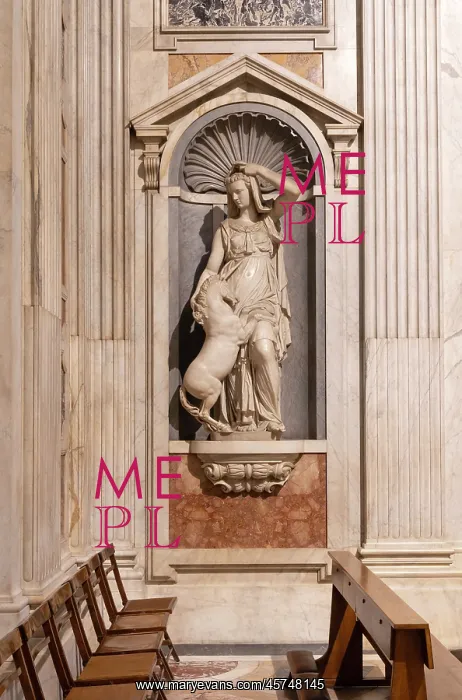 : Sculpture, Basilica di Santa Croce, Florence, Italy : Sculpture, Basilica di Santa Croce, Florence, Italy