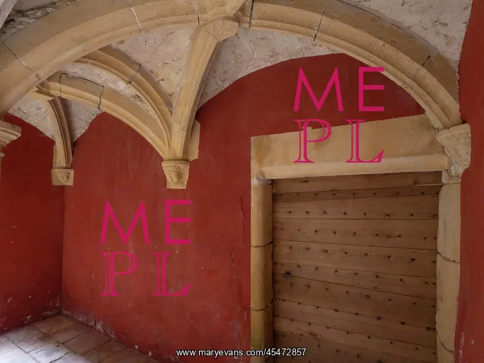: Sculpture, Chateau de Rapetour, Theize, Beaujolais, France : Sculpture, Chateau de Rapetour, Theize, Beaujolais, France