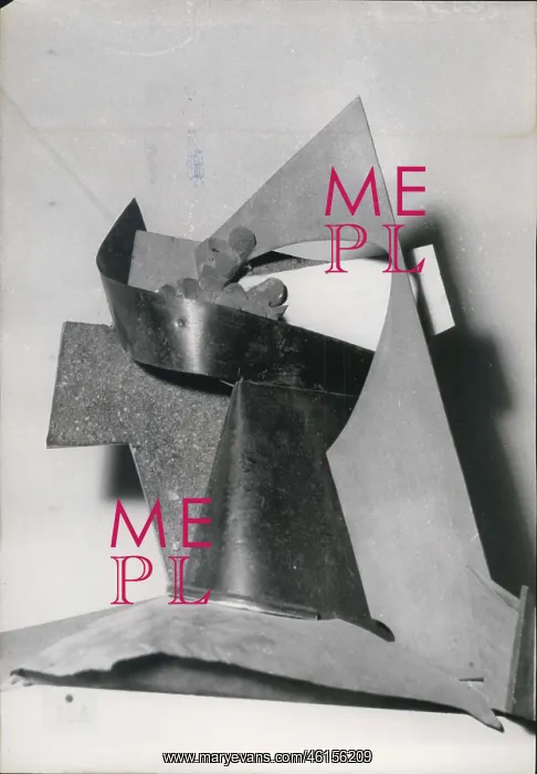 : Sculpture in Cubist Exhibition, Paris : Sculpture in Cubist Exhibition, Paris