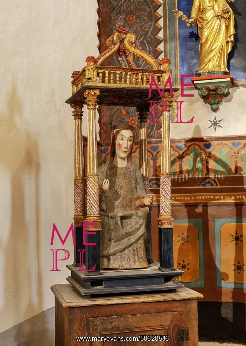 : Sculpture, Eglise Saint-Andre, Evol, Pyrenees-Orientales : Sculpture, Eglise Saint-Andre, Evol, Pyrenees-Orientales