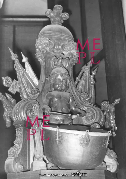 : Sculpture in the Garnisonkirche in Berlin, around 1930 : Sculpture in the Garnisonkirche in Berlin, around 1930