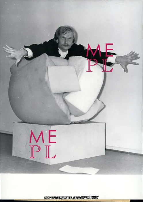 : Sculpture by John Chamberlain, exhibition in Cologne : Sculpture by John Chamberlain, exhibition in Cologne