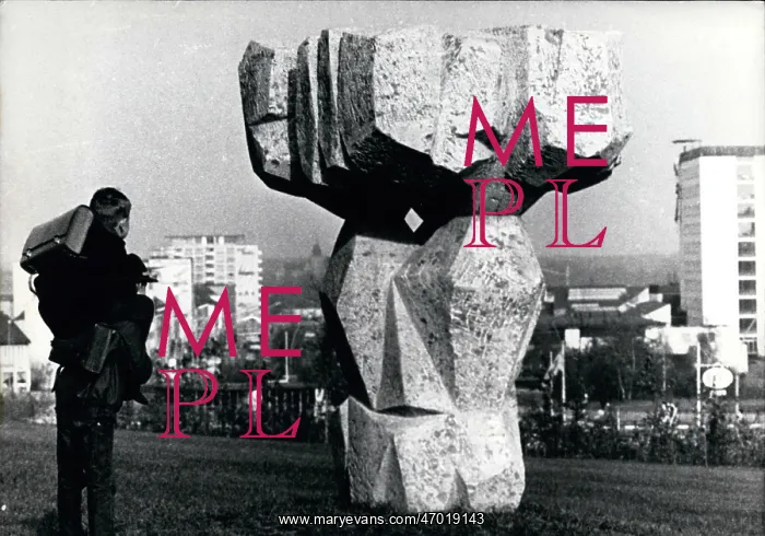 : Sculpture by Joseph Lonas in Wolfsburg, Germany : Sculpture by Joseph Lonas in Wolfsburg, Germany