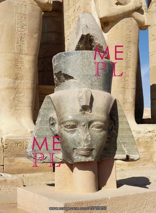 : Sculpture, Second courtyard, Ramesseum, Theban Necropolis : Sculpture, Second courtyard, Ramesseum, Theban Necropolis