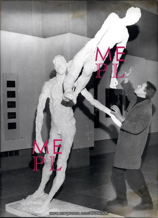 : Sculpture by Walter Bidling in Munich exhibition : Sculpture by Walter Bidling in Munich exhibition
