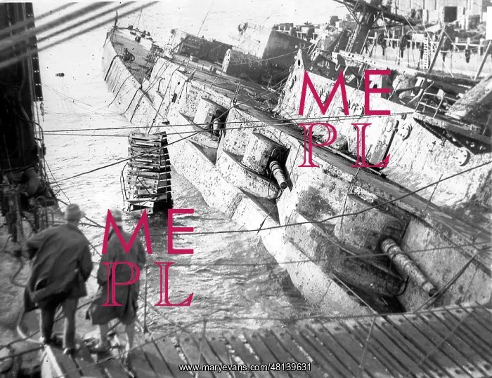 : The scuttled Hindenburg is raised in Scapa Flow : The scuttled Hindenburg is raised in Scapa Flow