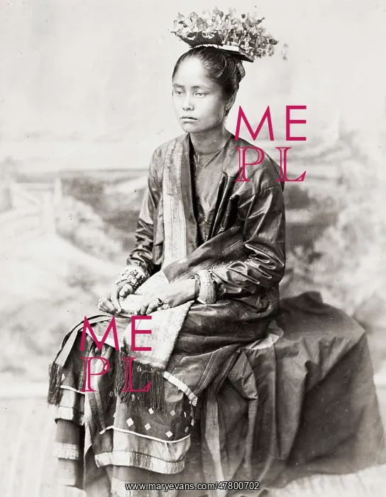 : SE Asia, probably Malay peninsula, women in traditional : SE Asia, probably Malay peninsula, women in traditional
