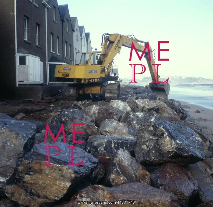  : Sea defence work at Torcross, Devon