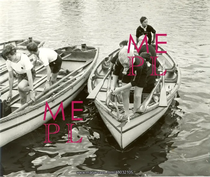  : Sea Scout crews in dinghies