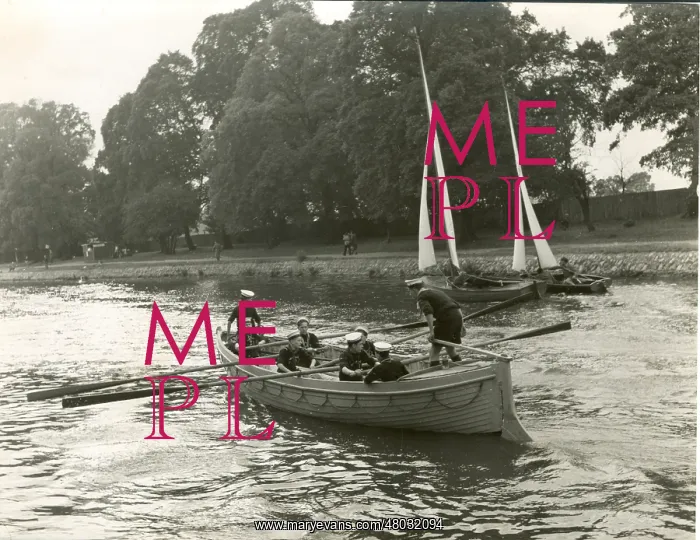 : Sea Scouts rowing a whaler : Sea Scouts rowing a whaler