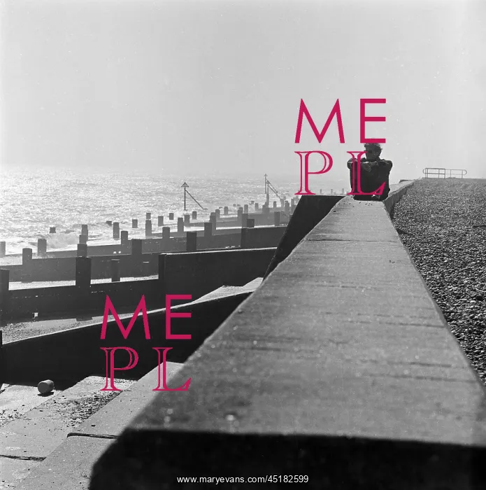 : Sea Wall Aldeburgh : Sea Wall Aldeburgh