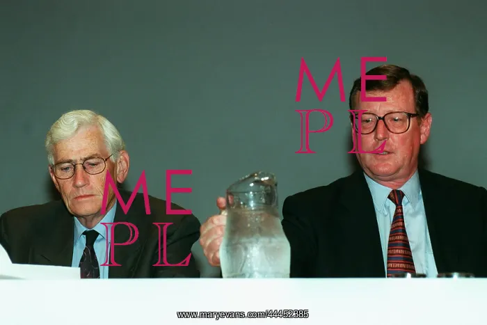 : Seamus Mallon & David Trimble : Seamus Mallon & David Trimble
