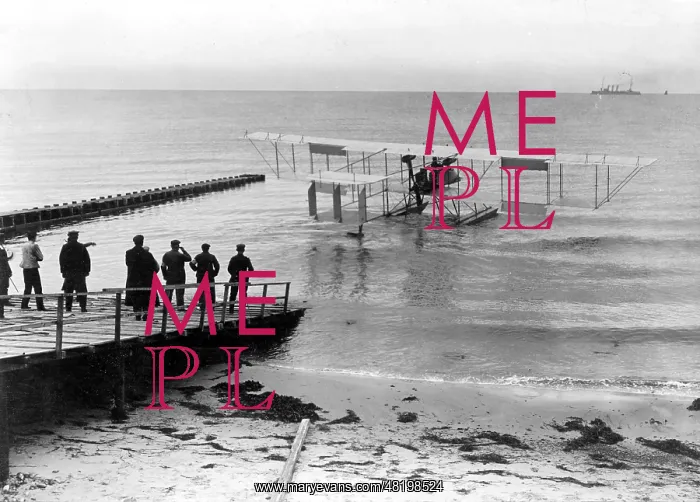 : Seaplane in Heiligendamm, 1912 : Seaplane in Heiligendamm, 1912