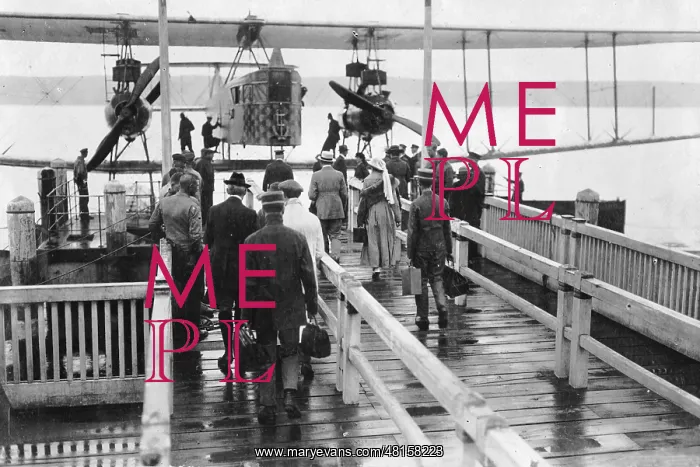 : Seaplane for tourists, 1919 : Seaplane for tourists, 1919