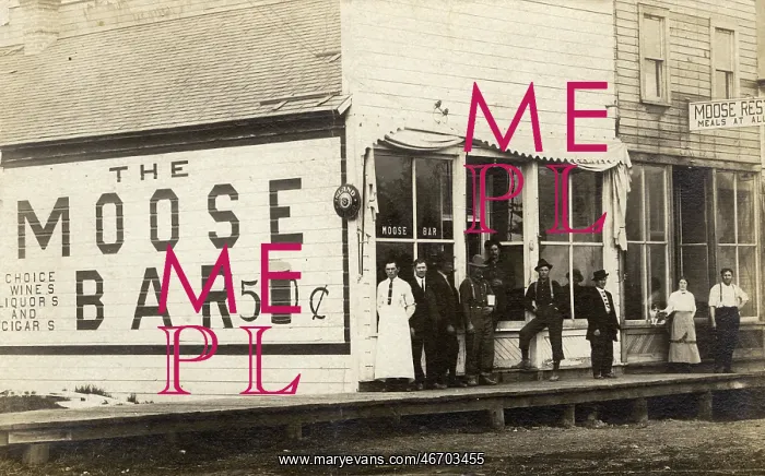 : Seaside, Oregon, USA - The Moose Bar : Seaside, Oregon, USA - The Moose Bar