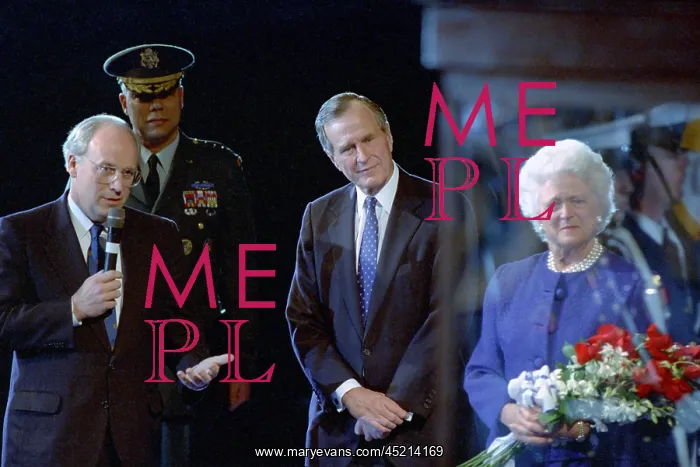  : Sec. of Defense Dick Cheney and Gen. Colin ?