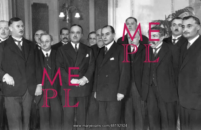 : The Second Hague Conference, 1930 - the diplomats breakfast : The Second Hague Conference, 1930 - the diplomats breakfast