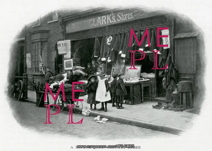 : Second-hand clothes store 1903 : Second-hand clothes store 1903