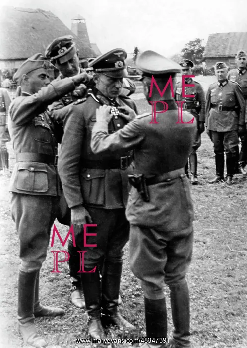  : Second World War, awards: Knight's Cross of