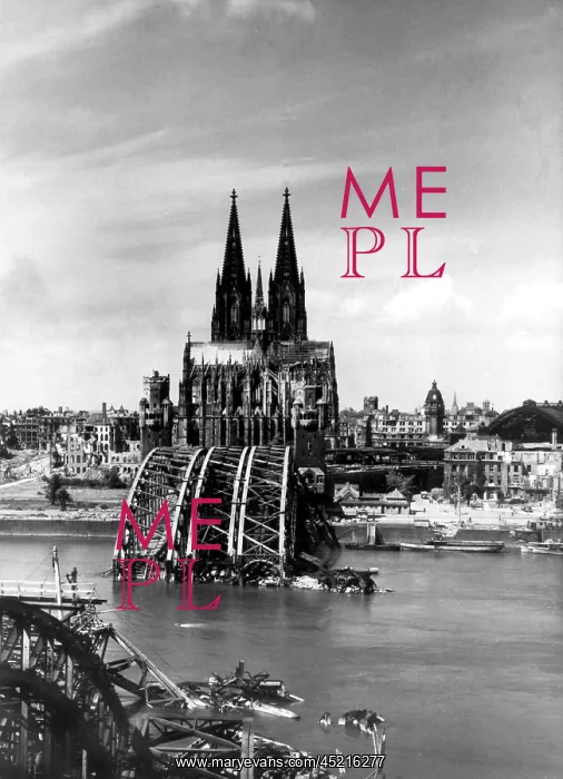: Second World War - destroyed Cologne : Second World War - destroyed Cologne