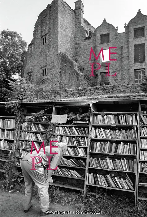 : A secondhand bookshop in Hay on Wye, Breconshire : A secondhand bookshop in Hay on Wye, Breconshire