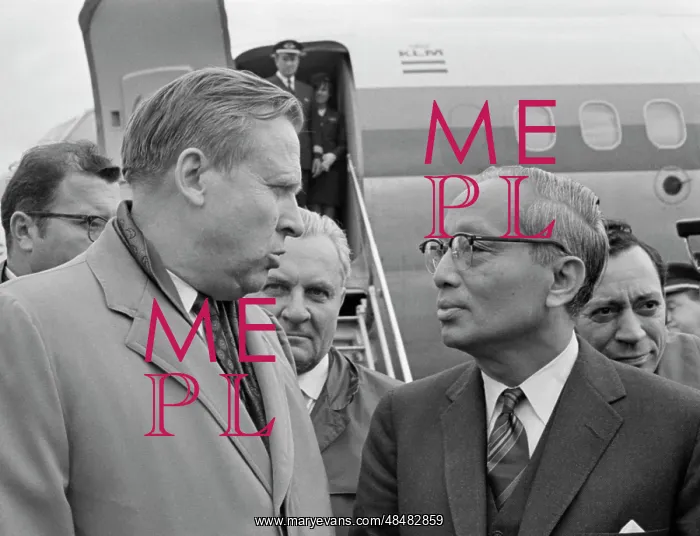 : UN Secretary General U Thant visits USSR : UN Secretary General U Thant visits USSR