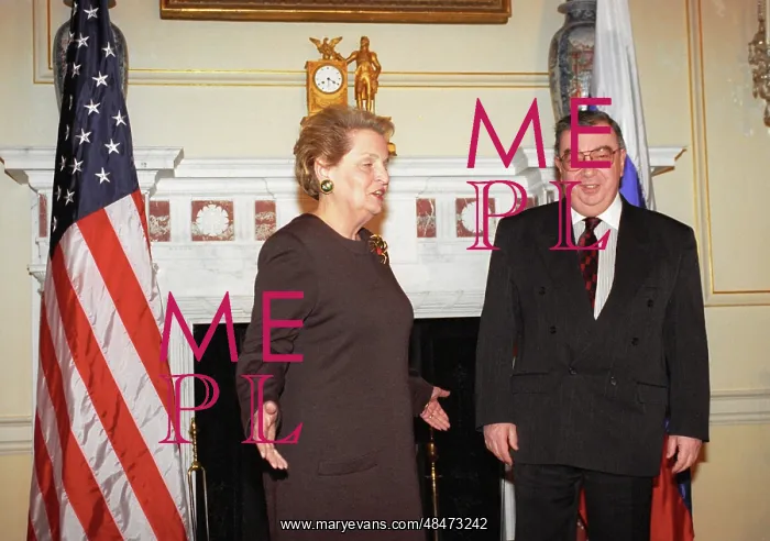 : US Secretary of State Albright and Russia Foreign : US Secretary of State Albright and Russia Foreign