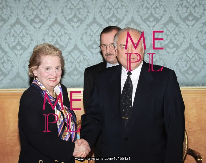  : US Secretary of State Albright and Russia Premier