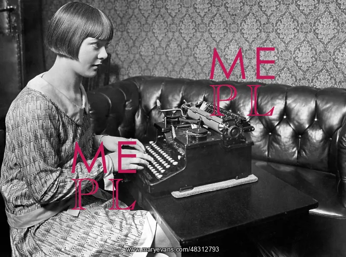: Secretary with Torpedo typewriter, 20's : Secretary with Torpedo typewriter, 20's