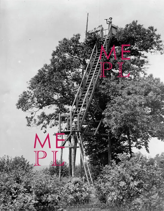  : Selfmade lookout tower