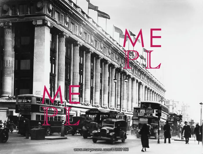 : SELFRIDGES EXTERIOR 30S : SELFRIDGES EXTERIOR 30S
