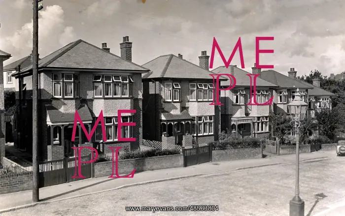 : Semi Detached Houses, Bournemouth, Devon : Semi Detached Houses, Bournemouth, Devon