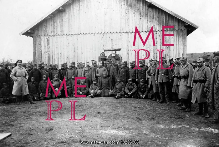 : Serbian prisoners of war, 1915 : Serbian prisoners of war, 1915