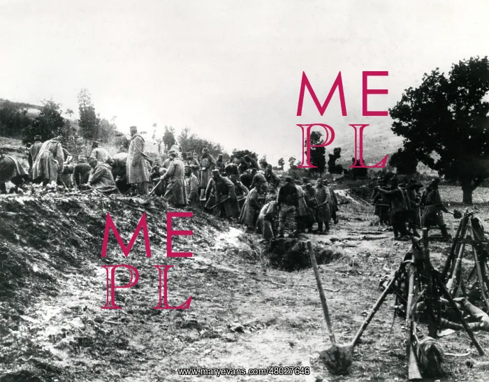 : Serbian troops constructing defences, WW1 : Serbian troops constructing defences, WW1