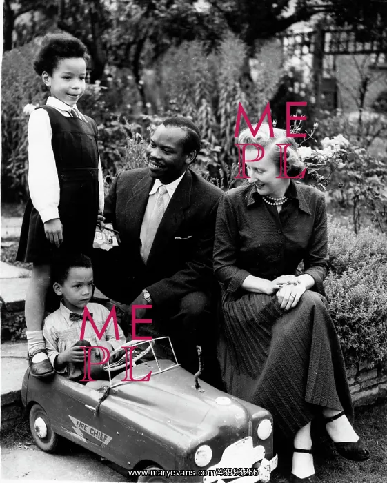 : Seretse Khama : Seretse Khama