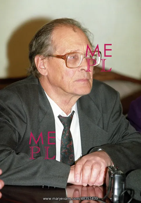 : Sergei Kovalev, 1998 : Sergei Kovalev, 1998