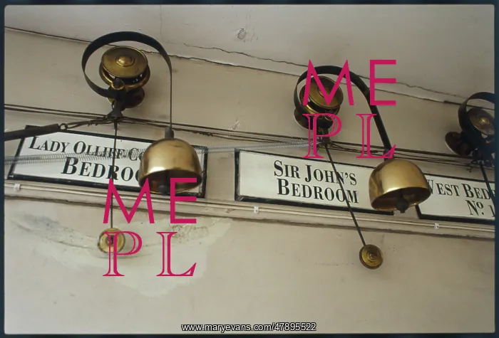 : SERVANTS BELLS : SERVANTS BELLS