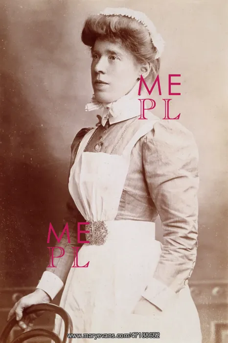  : SERVANTS / NURSEMAID