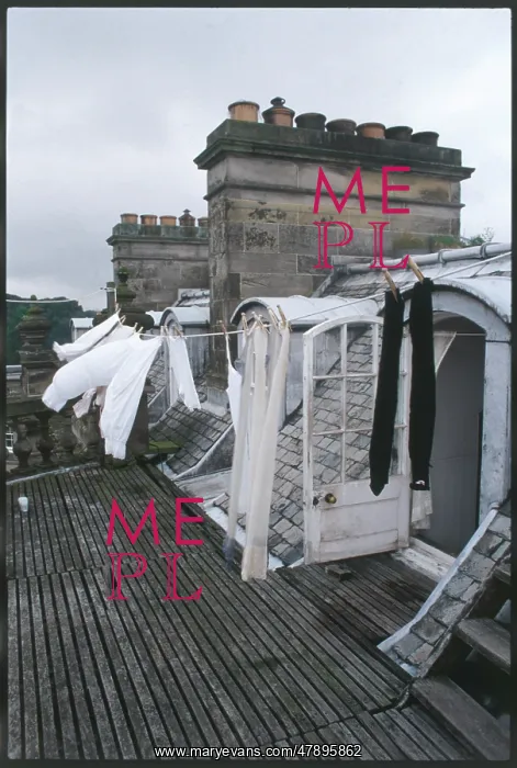 : SERVANTS WASHING LINE : SERVANTS WASHING LINE