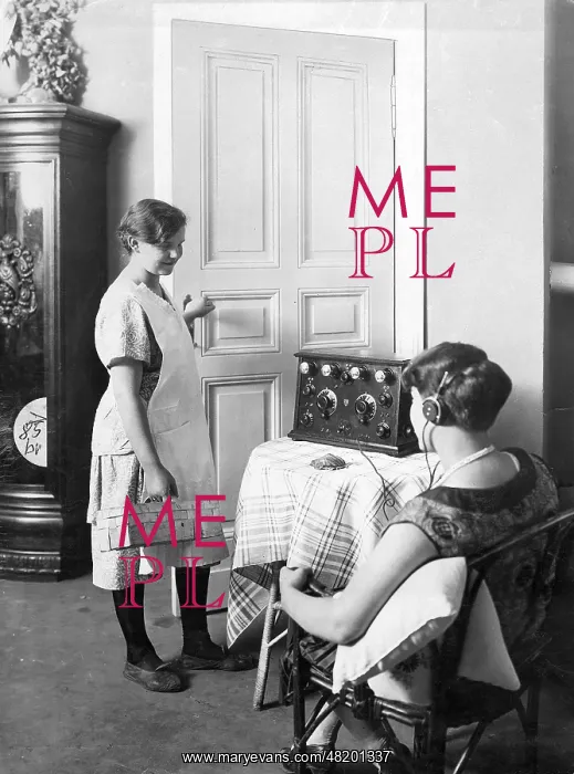 : Serving girl, 1930 : Serving girl, 1930