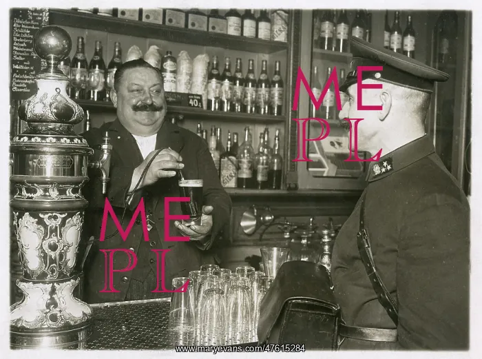 : Serving warmed beer, Berlin, Germany : Serving warmed beer, Berlin, Germany