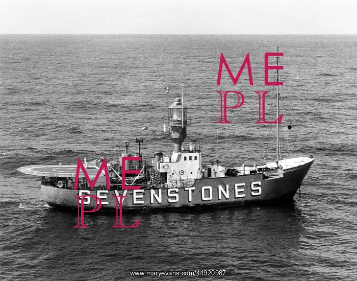 : Sevenstones lightship at sea, Cornwall : Sevenstones lightship at sea, Cornwall