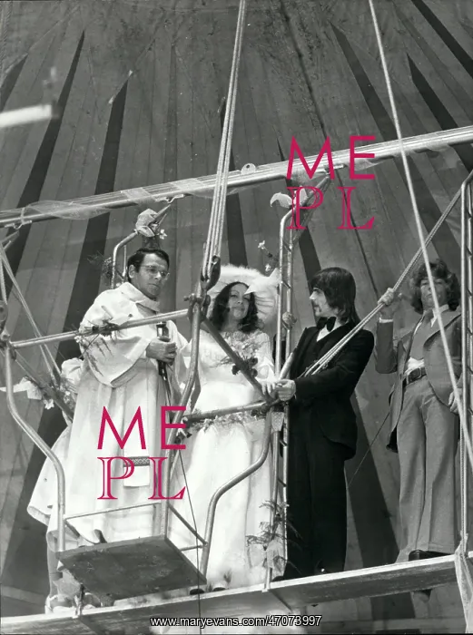 : They are in their Seventh heaven - newly weds : They are in their Seventh heaven - newly weds