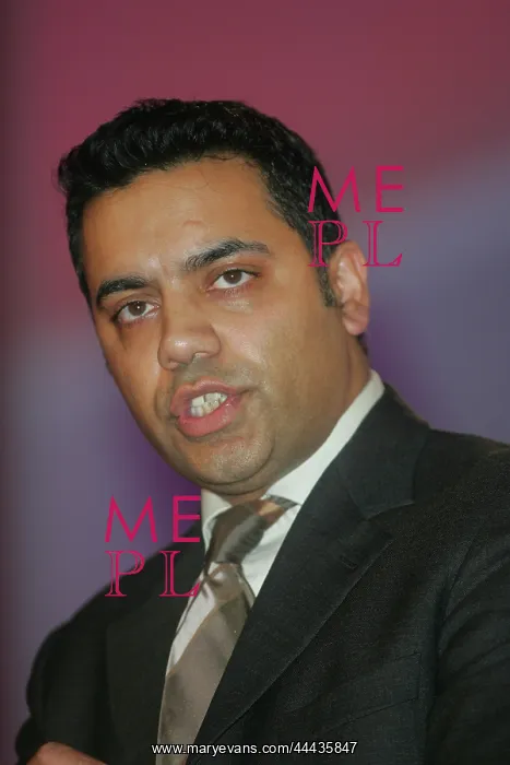 : Shahid Malik : Shahid Malik