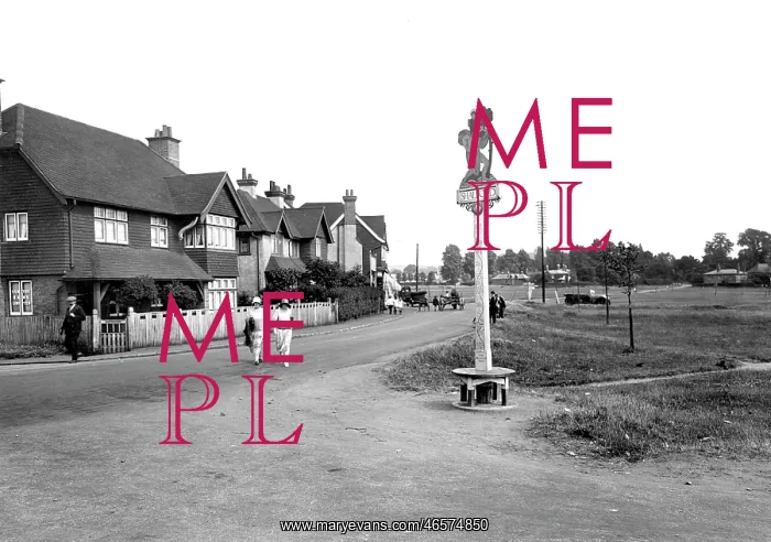  : Shalford, Village Sign 1925