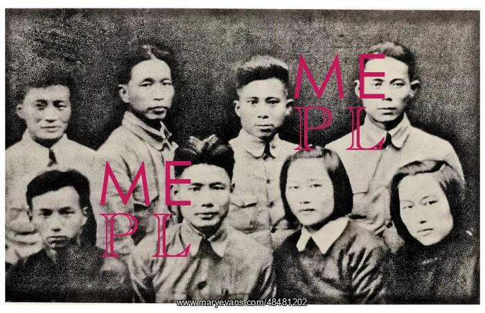 : Shanghai Students that Participated in the New Fourth Army : Shanghai Students that Participated in the New Fourth Army