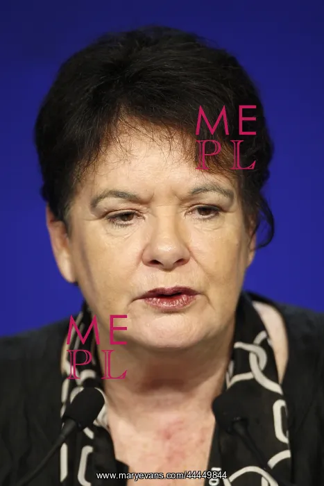 : Sharan Burrow : Sharan Burrow