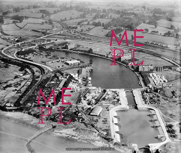 : Sharpness, Gloucestershire. Sharpness Docks including a tidal basin : Sharpness, Gloucestershire. Sharpness Docks including a tidal basin